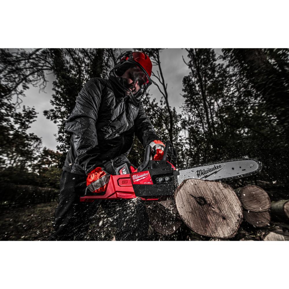 Milwaukee M18 FUEL Akku-Kettensäge 30-cm-Schwert M18FCHSC-122
