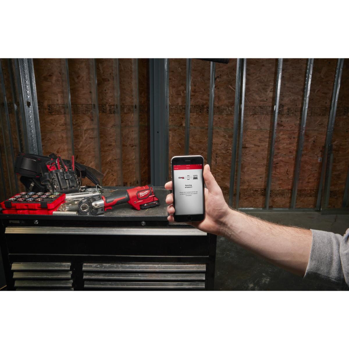 Milwaukee M18™ FORCE LOGIC™ Akku-Presswerkzeug (Elektro) M18 HCCT-201C