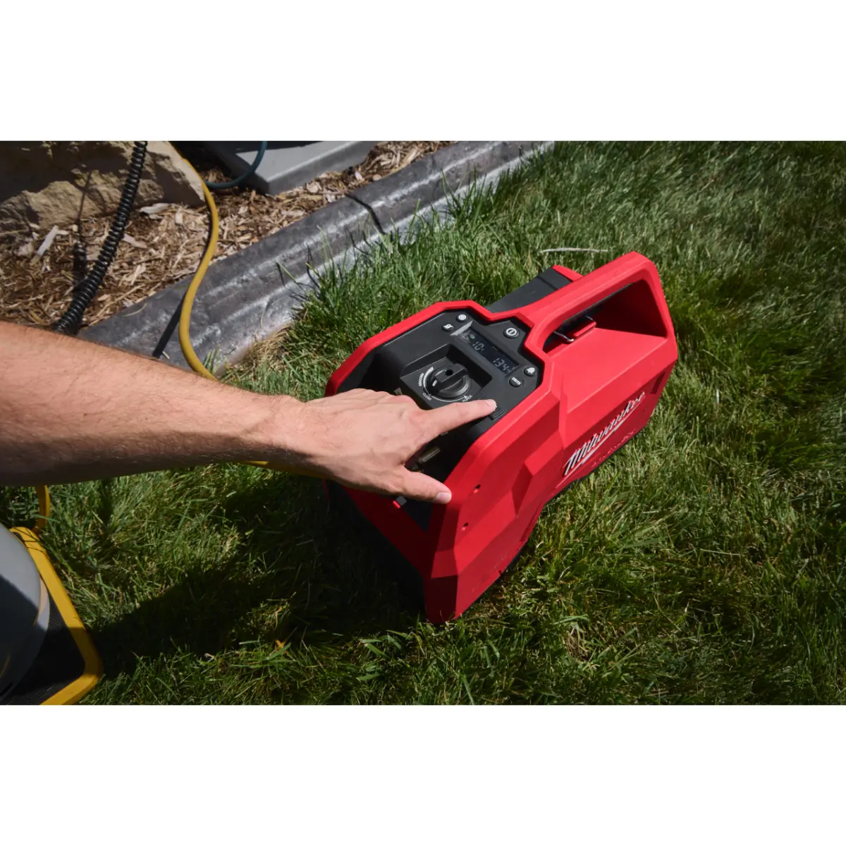 Milwaukee M18 Bürstenlose Akku-Förderpumpe M18 BLRP-0