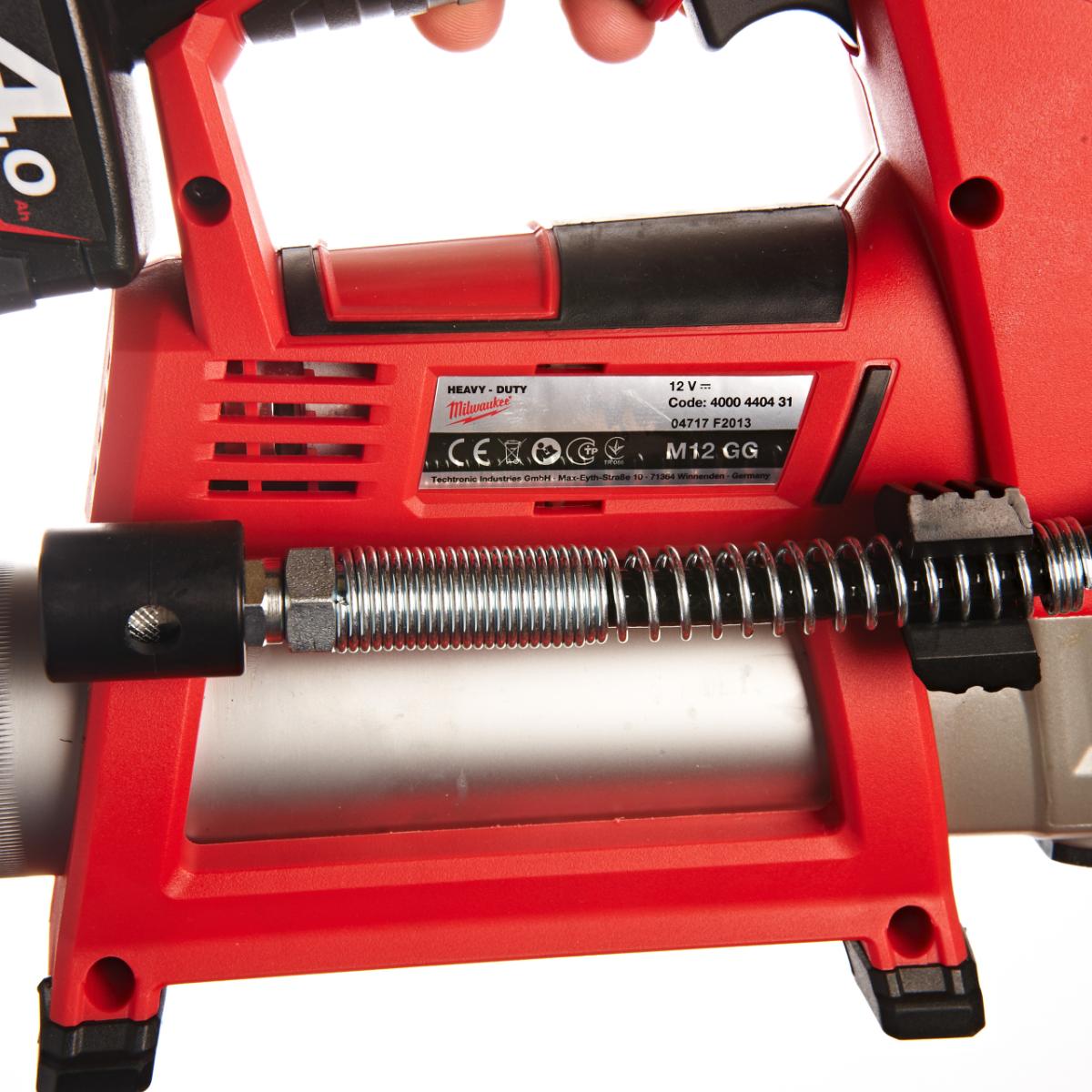 Milwaukee Akku-Fettpresse M12 GG-401B