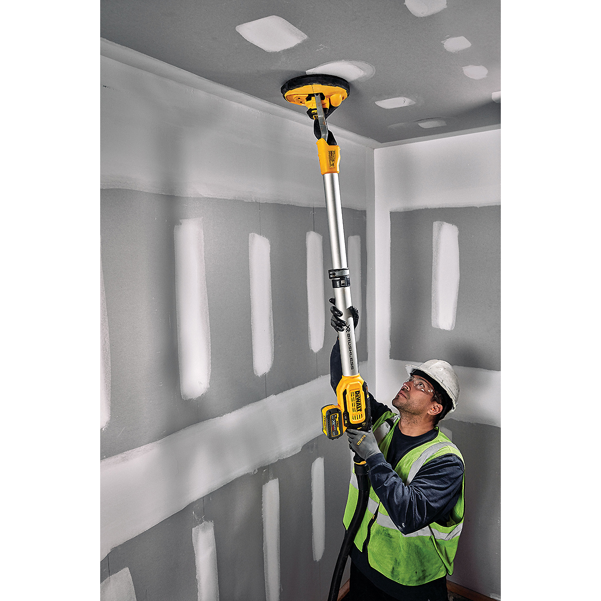 DEWALT Akku-Trockenbaufräse 18V Basisversion mit Transporttasche