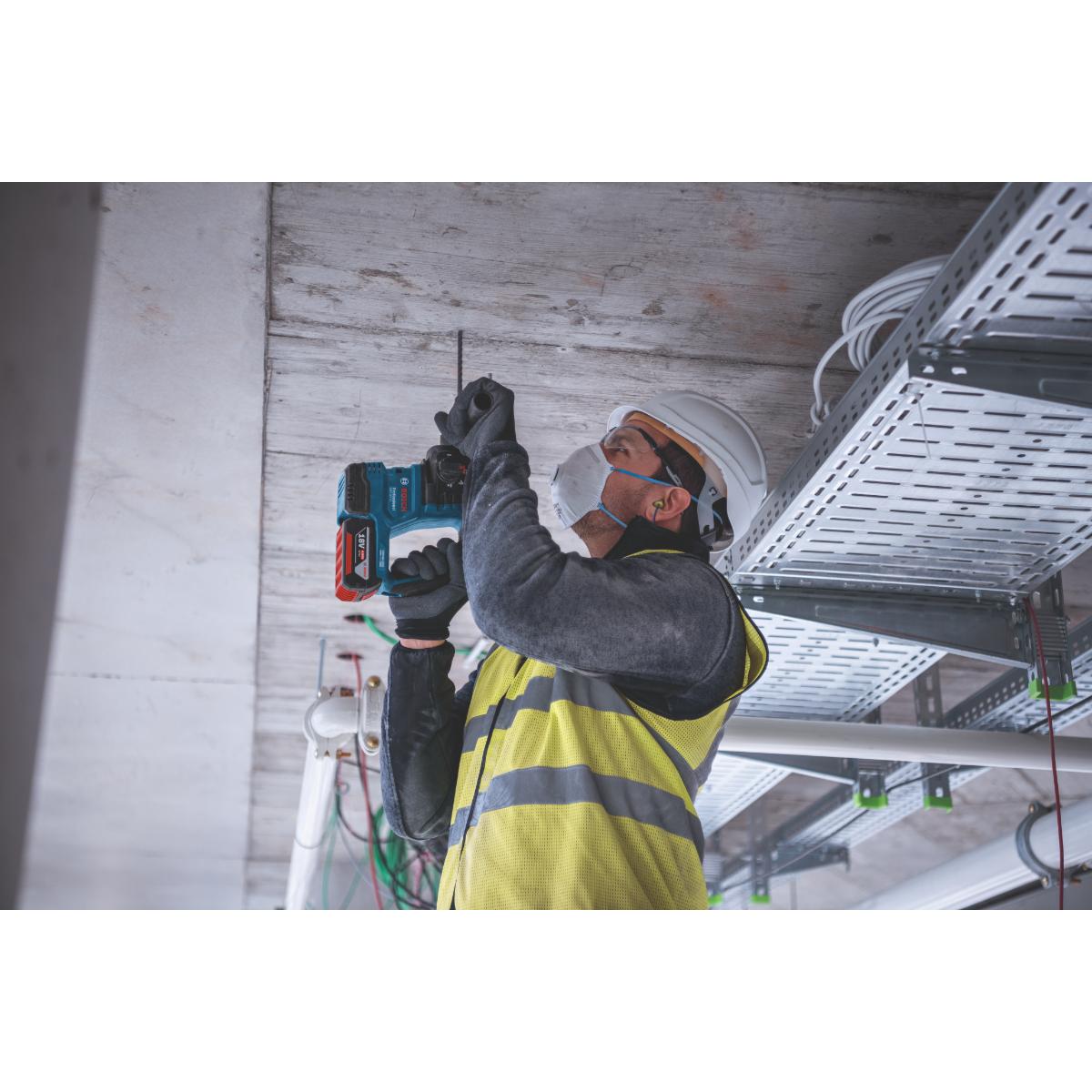 Bosch Akku-Bohrhammer mit SDS plus GBH 18V-22