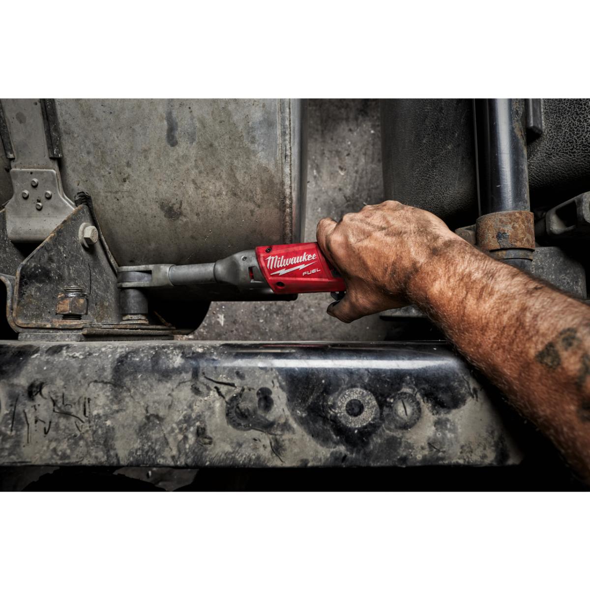 Milwaukee M12 FUEL Akku-Ratsche 3/8 Zoll lang M12 FIR38LR-0