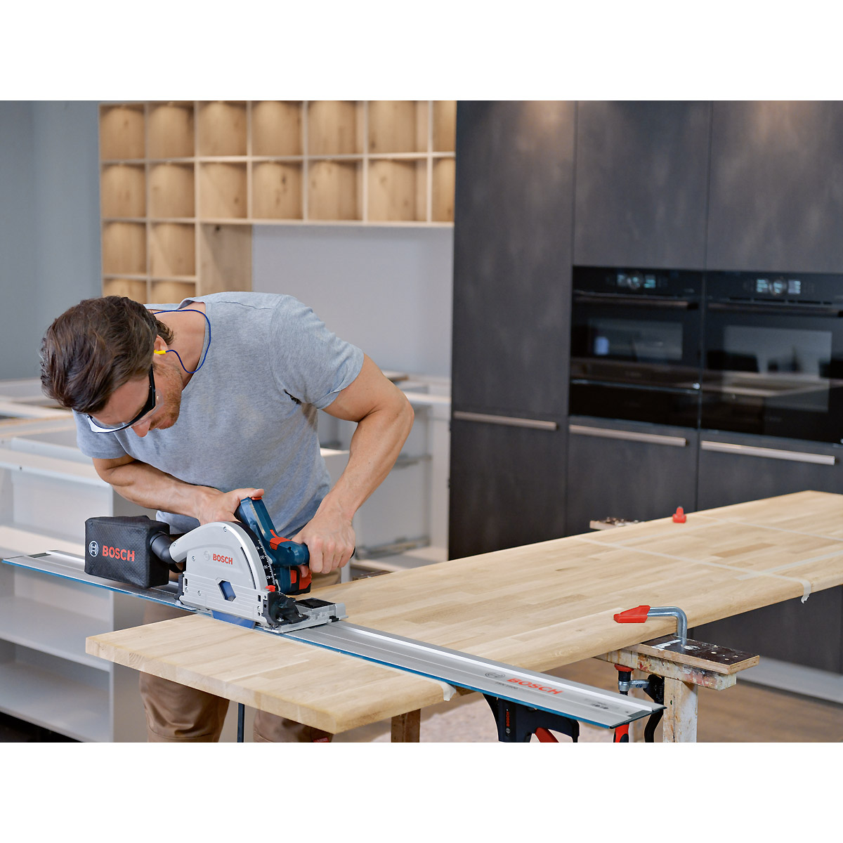 Bosch Akku-Tauchsäge BITURBO GKT 18V-52 GC, Solo Version in L-BOXX