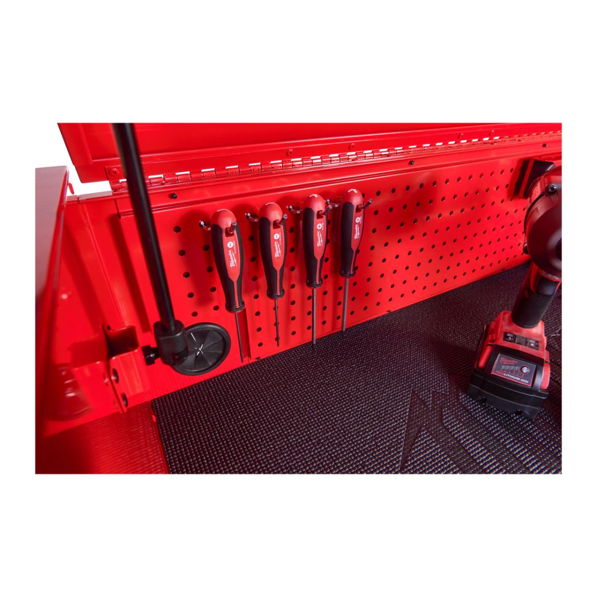 Milwaukee TOOLGUARD™ Werkstattwagen 117 cm / 46" mit 10 Schubladen