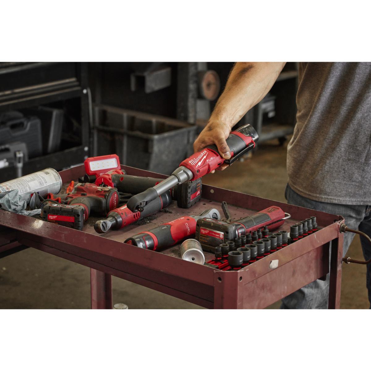 Milwaukee FUEL 1/4 Zoll Hochgeschwindigkeitsratsche lang M12 FHIR14LR-0