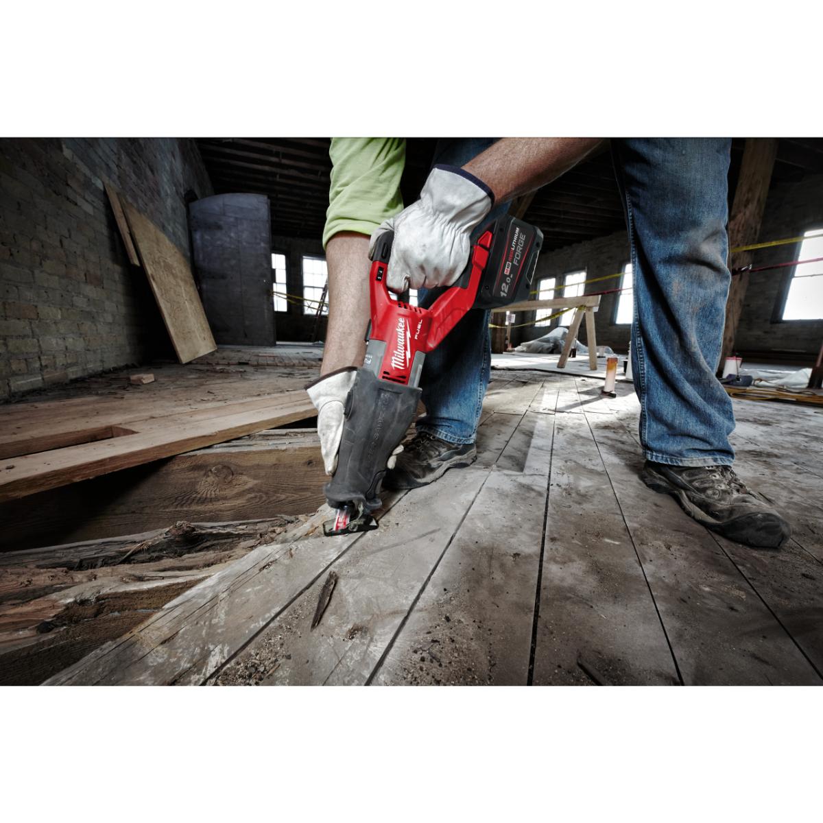 Milwaukee M18 FUEL™ Akku-Säbelsäge M18 FSX-0C
