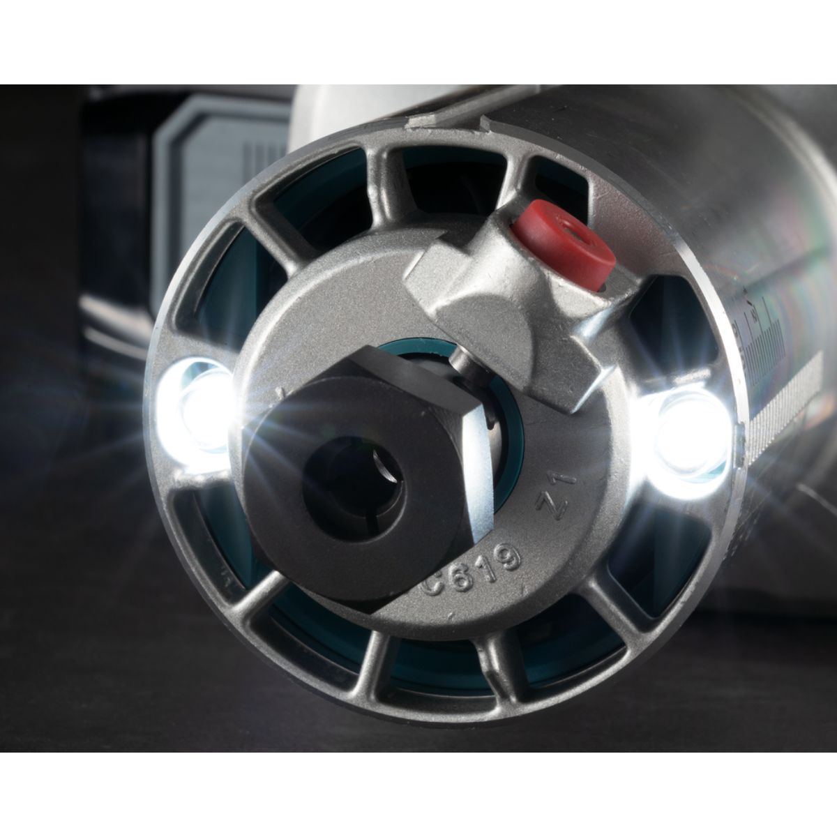 Makita Akku-Multifunktionsfräse 40V max. (ohne Akku, ohne Ladegerät) RT001GZ10