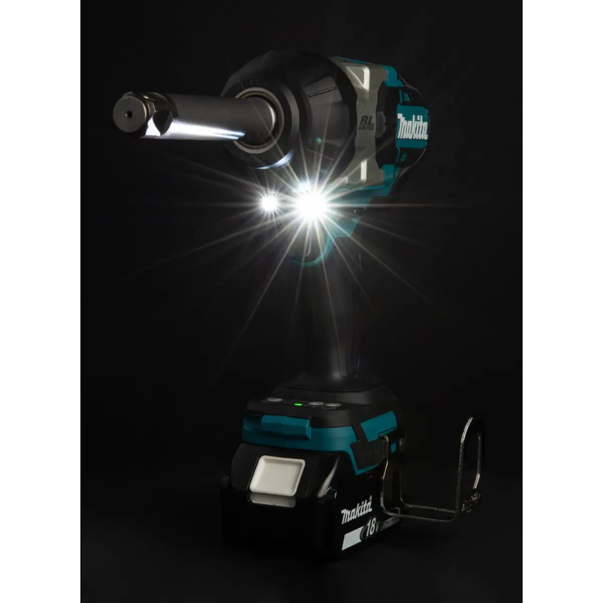 Makita Akku-Schlagschrauber LXT 18V 3/4 Zoll 1.360 Nm - Langschaft Version - DTW1005Z