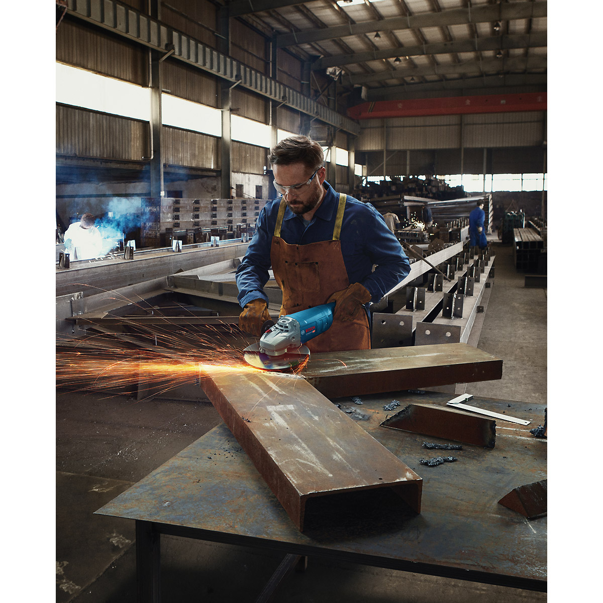 Bosch Winkelschleifer GWS 22-230 J + GWS 880 (CC)