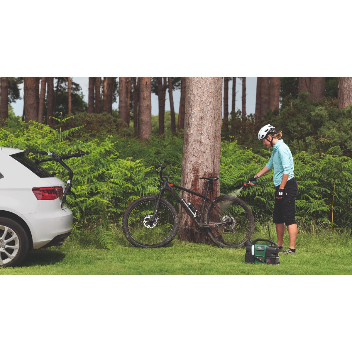 Bosch Akku-Reinigungsgeräte für den Außenbereich Fahrradreinigungsgerät Fontus 18V-6