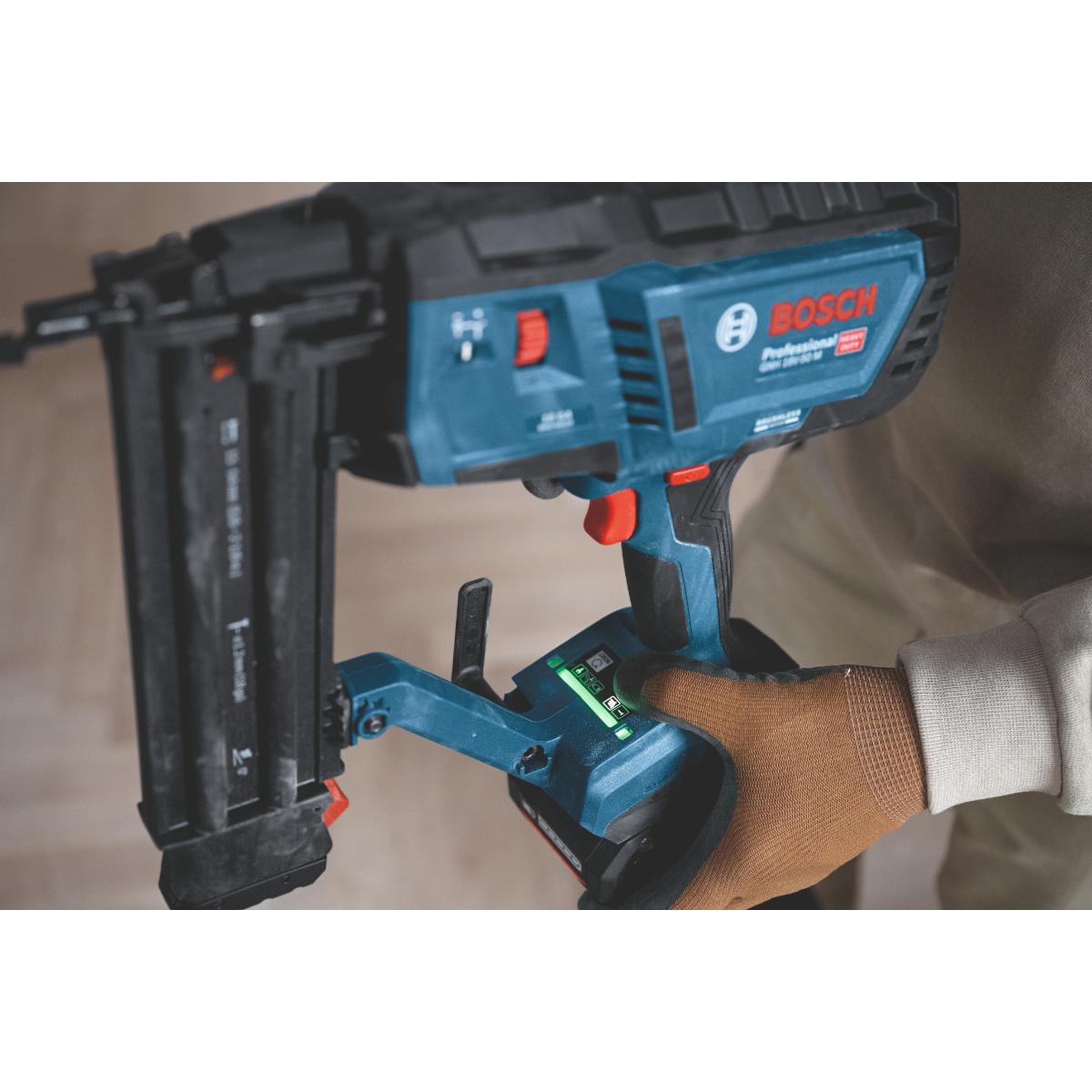Bosch Akku-Holznagler GNH 18V-50 M solo