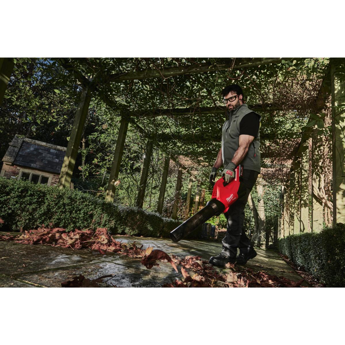 Milwaukee M18 FUEL Akku-Gebläse M18FBLG3-802