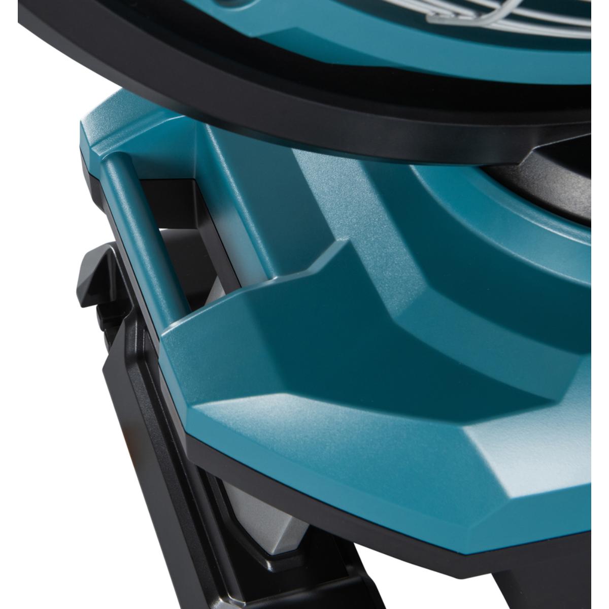 Makita Akku-Lüfter XGT - 40V max./230V - 38-120 m³/min - 1,6-5,0 m/s - CF003GZ