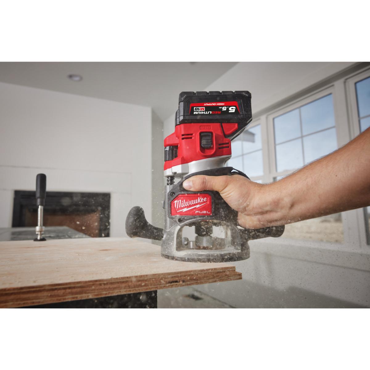 Milwaukee M18 FUEL 12 mm Akku-Oberfräse M18FR12KIT-0P