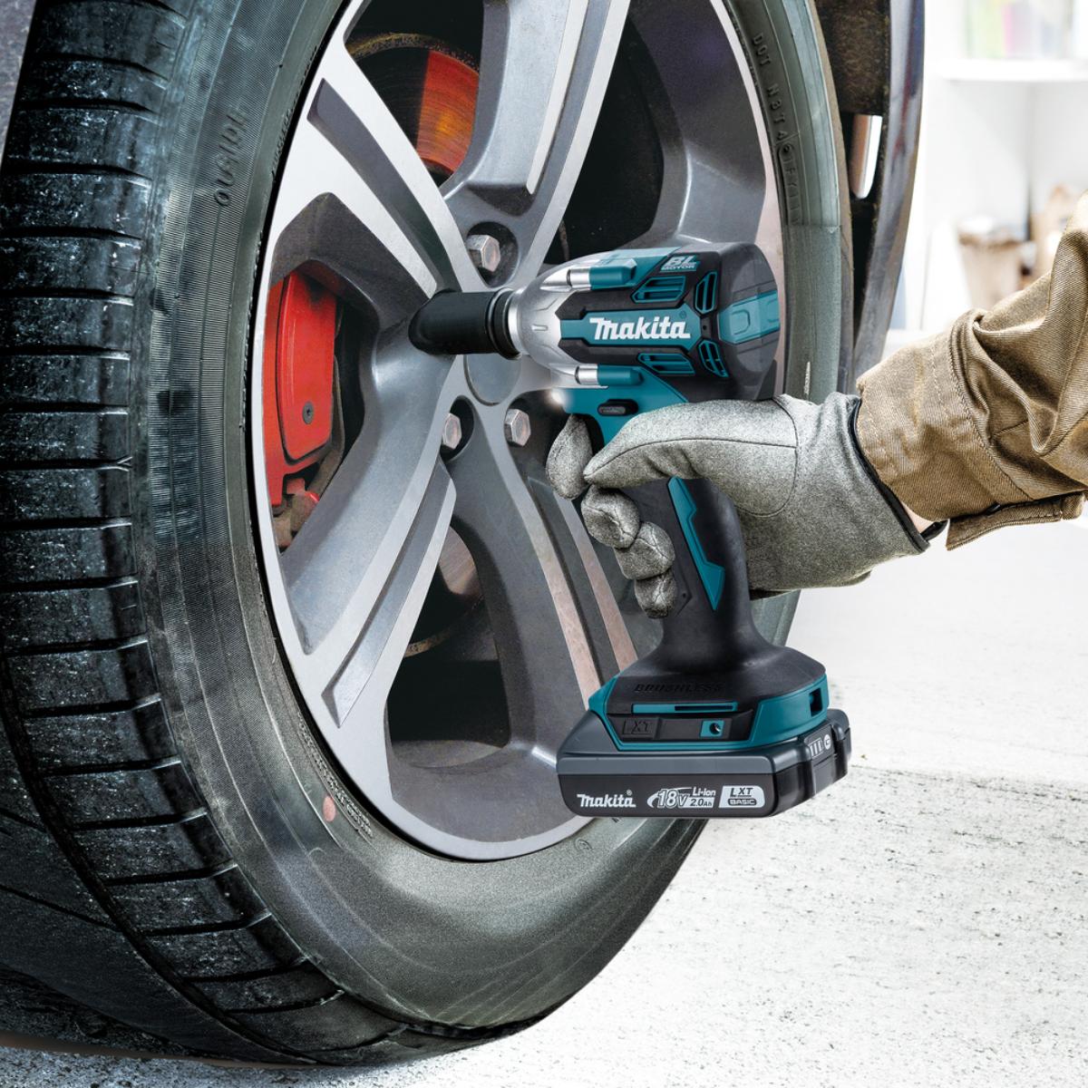 Makita Akku-Schlagschrauber LXT 18V 1/2 Zoll 250Nm - DTW210