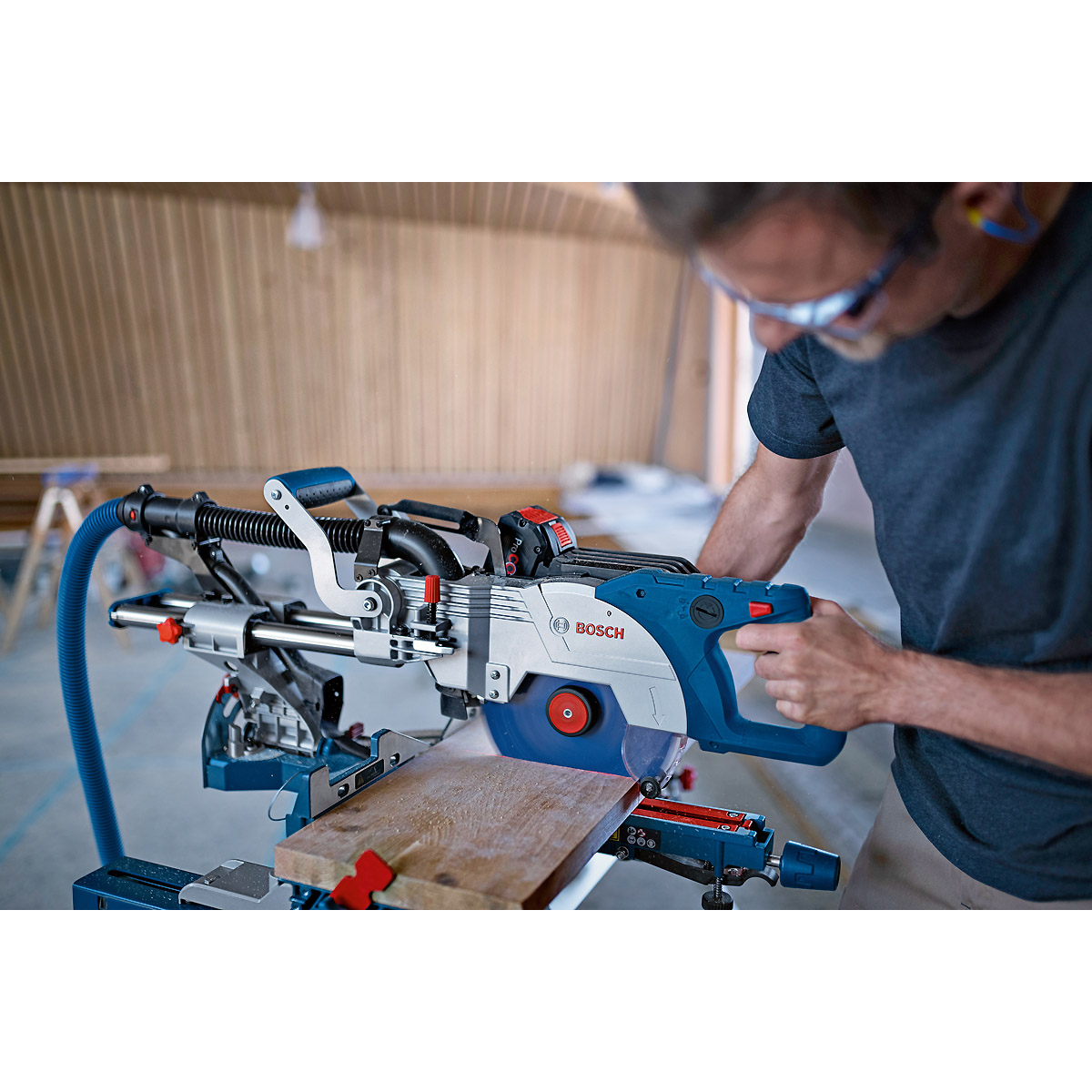 Bosch Akku-Kapp- und Gehrungssäge, GCM 18V-216 DC solo (C)