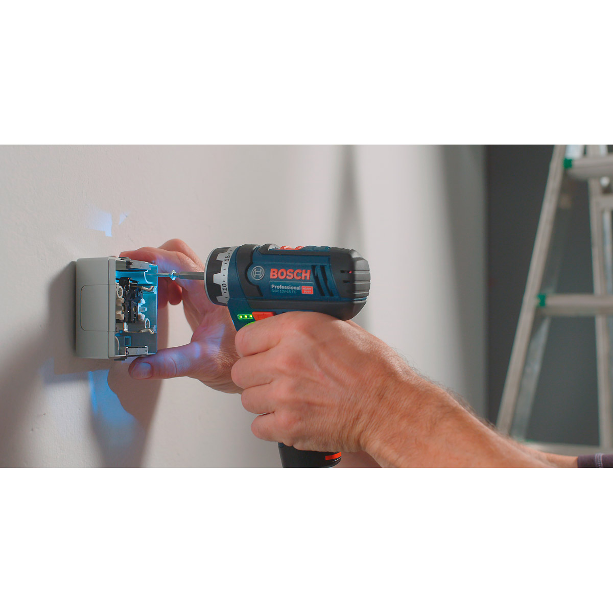 Bosch Akku-Bohrschrauber GSR 12V-15 FC