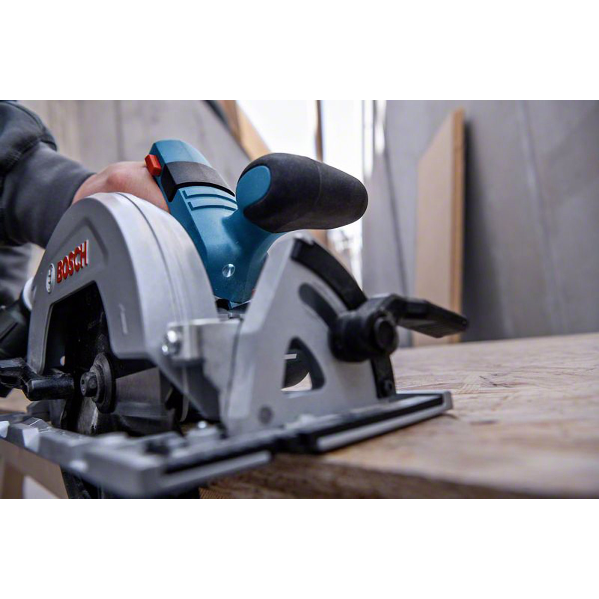 Bosch Akku-Kreissäge GKS 18V-57-2, Solo Version in Karton