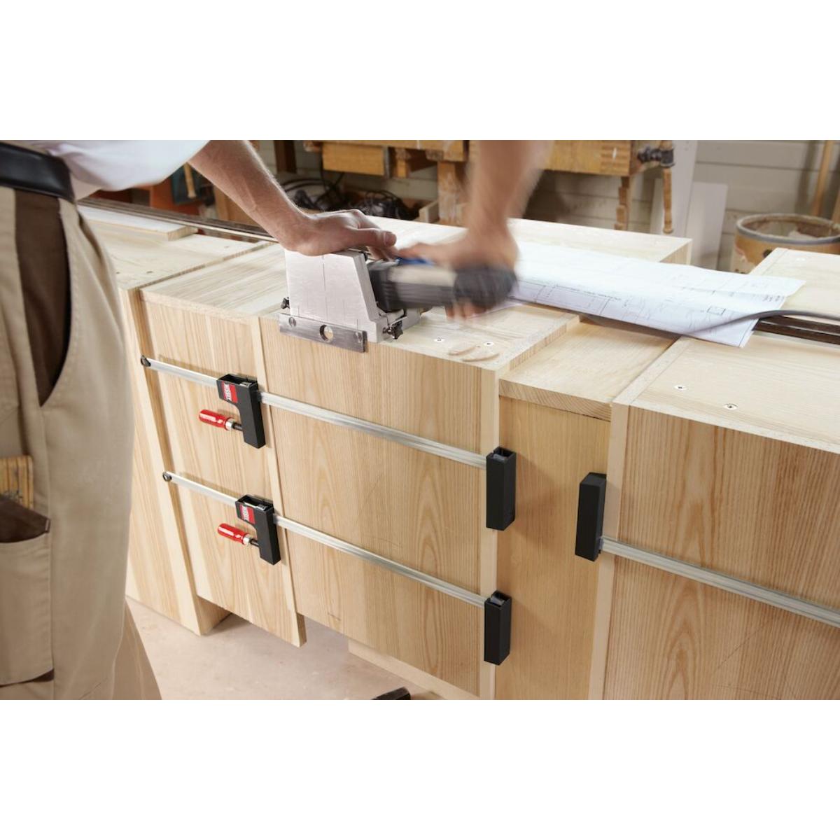 BESSEY Leichte Korpuszwinge UniKlamp UK