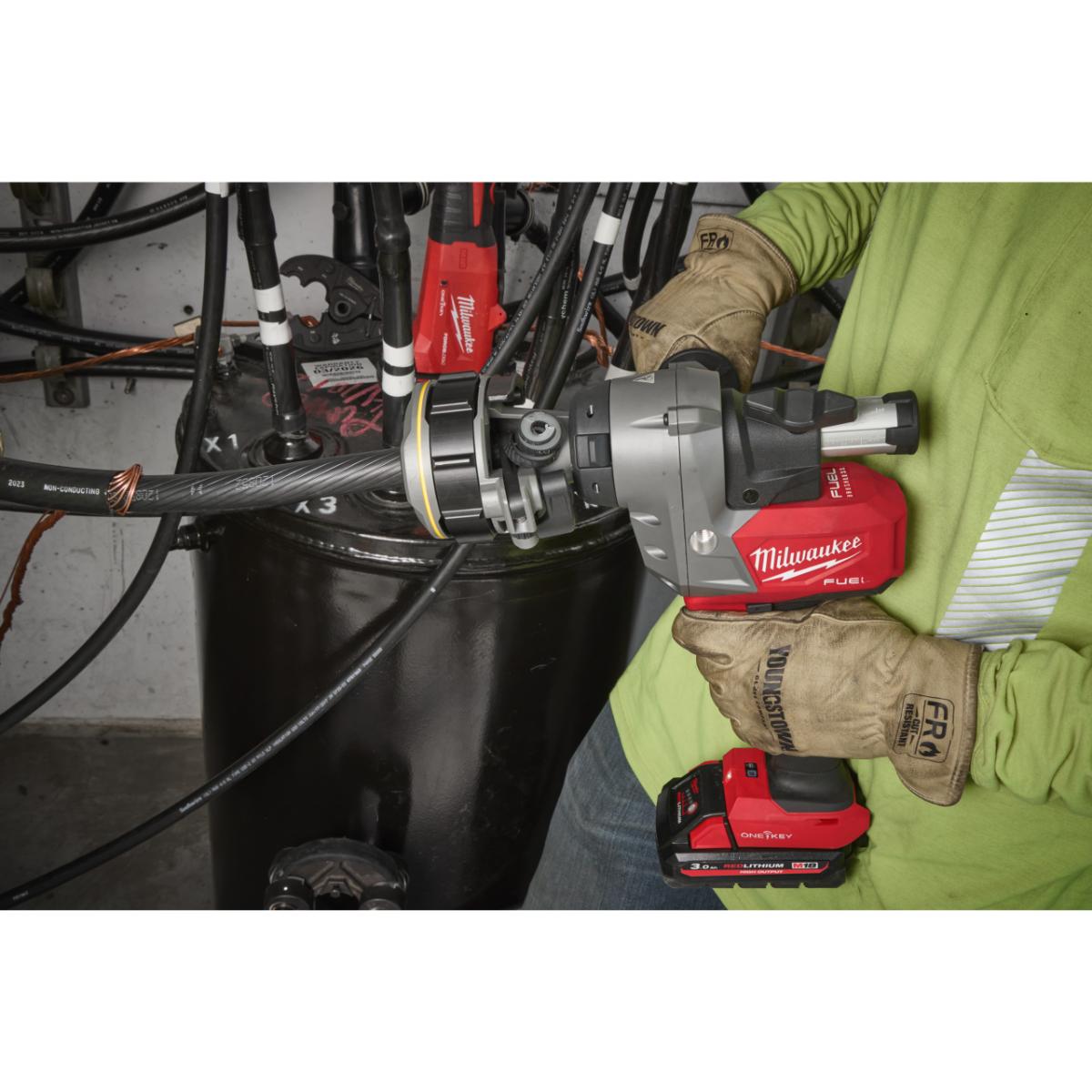 Milwaukee M18 FUEL™ Akku-Abisolierwerkzeug M18FCST-302CA