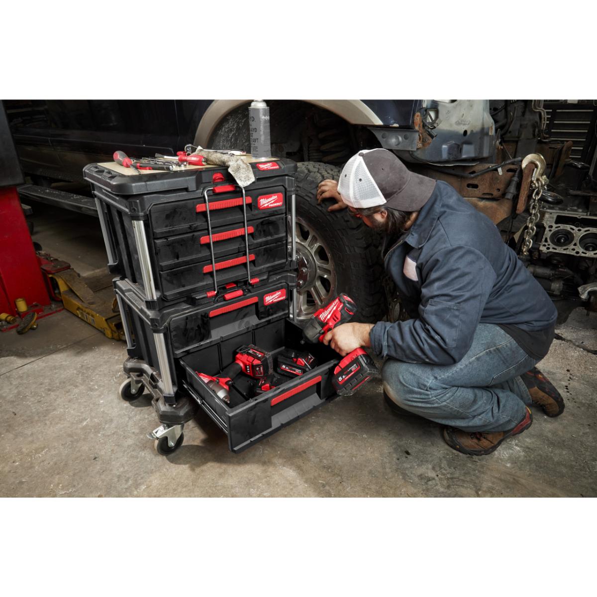 Milwaukee PACKOUT Automotive Set
