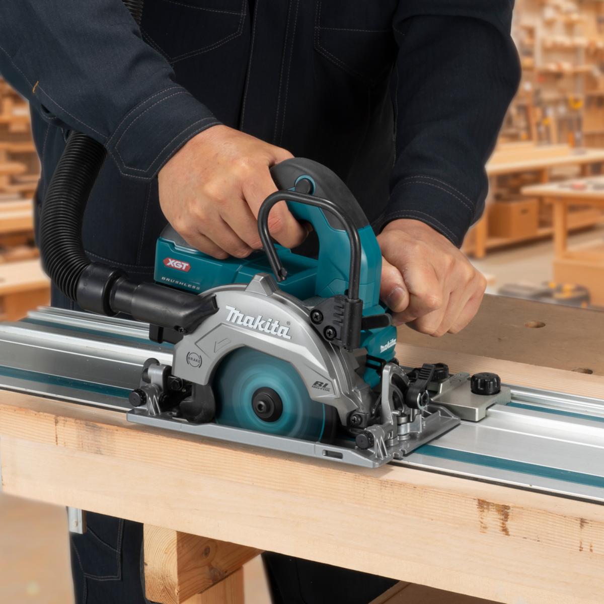 Makita Akku-Handkreissäge XGT 40V max. 6.400 min-1 47 mm 45°R/15°L